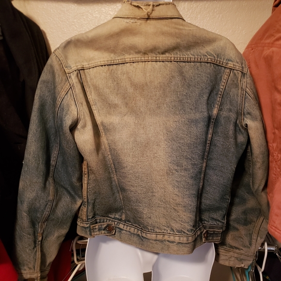 Vintage Levi's medium denim trucker jacket worn distressed blue - Picture 5 of 8